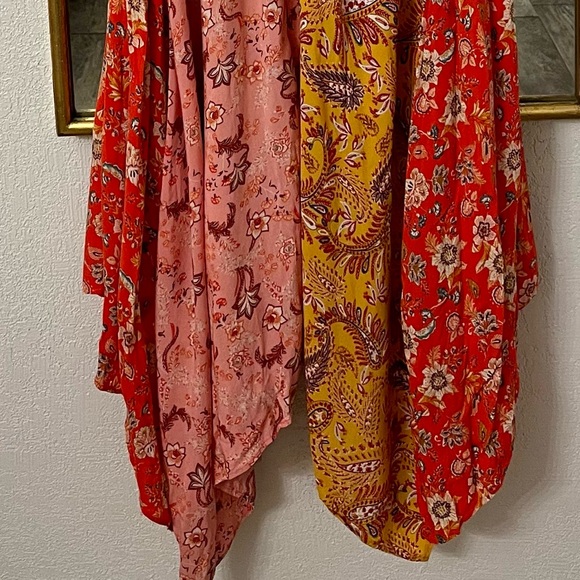 Zara Paisley Dress - Picture 3 of 3